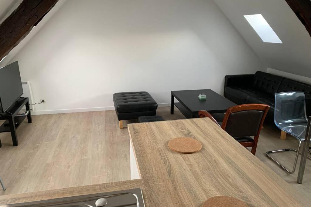 T3 Proximite Du Chu Avec Acces Internet & Netflix Apartment รูออง ภายนอก รูปภาพ